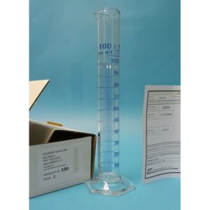 Cilindri v/borosilicato, cl.A, base esagonale, graduati ml 1000:10ml (+/- 10ml), con becco, c/rapporto di taratura e batch numb.